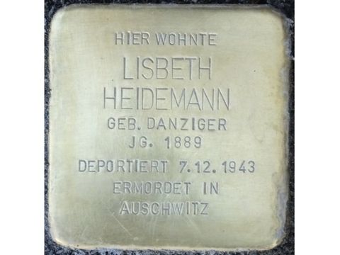 Stolperstein Lisbeth Heidemann (Bild: Stolpersteine-Initiative CW, Hupka)