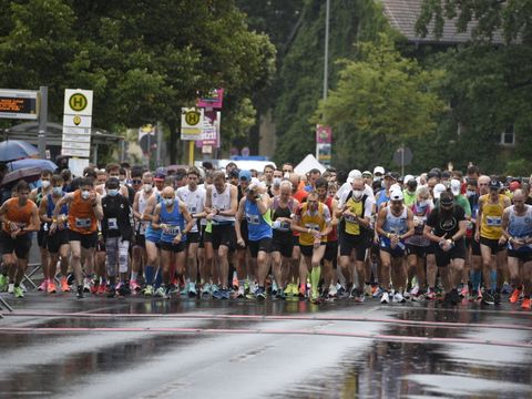 Start am Rathaus Reinickendorf (Bild: Andreas Schwarz)
