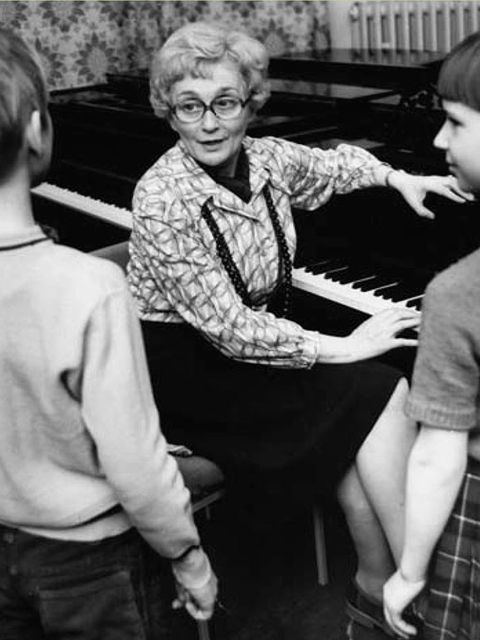 Elisabeth Fritzsche, Gesangslehrerin und Leiterin der Musikschule Prenzlauer Berg, o. J.