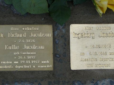 Denksteine für Familie Jacobson