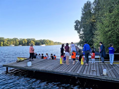 Thema beim Herbstfest: Pflegeeltern bekommen seit September mehr Geld