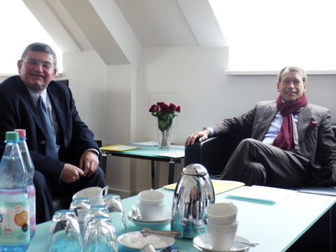 Moshe Gilzer, Kämmerer von Tel Aviv, zu Besuch bei Finanzsenator Nußbaum (Bild: SenFin)