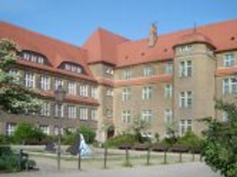 Volkshochschule in Baumschulenweg