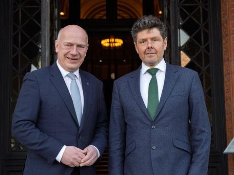 Antrittsbesuch Botschafter der Tschechischen Republik S.E. Jiri Cistecky bei Regierendem Bürgermeister Kai Wegner im Berliner Rathaus