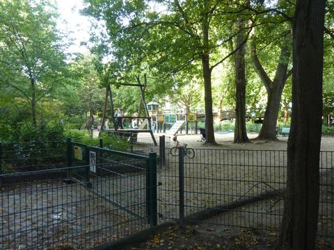 Spielplatz an der Gerhart-Hauptmann-Park, 20.9.2011
