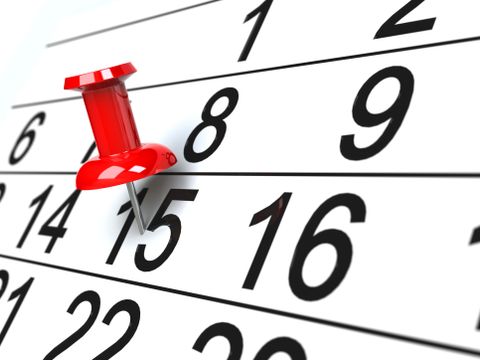 Kalender mit Pinnadel