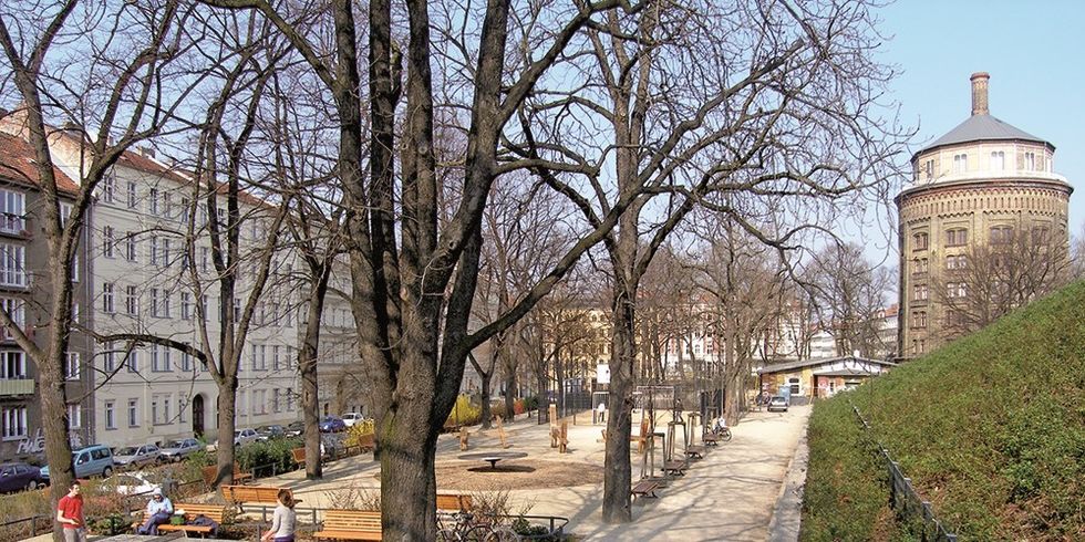 Knaackstraße 23