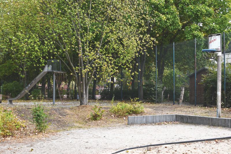 Spielplatz Lindauer Allee 59-61 1