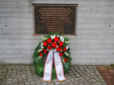 Gedenken Fabrikaktion Rosenstrasse 27-02-2014 Quer