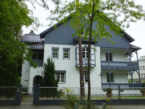 Hausansicht Caspar-Theyß-Str. 3 (Bild: Stolpersteine-Initiative CW, Hupka)