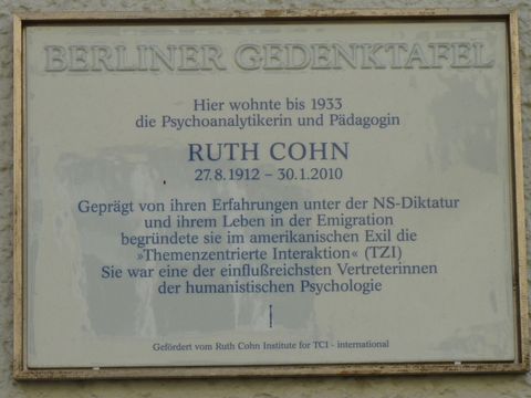 Gedenktafel für Ruth Cohn, 29.3.2014