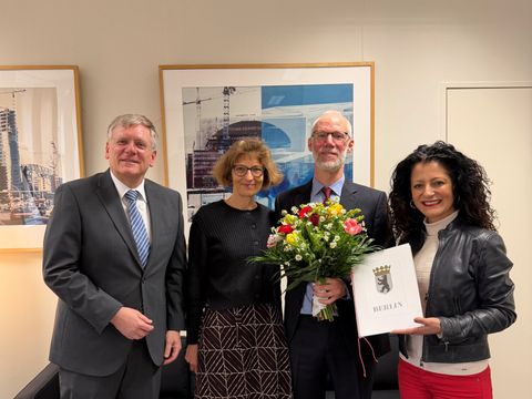 Dr. Andrea Baer, Dr. Benedikt Schmidt, Senatorin Cansel Kiziltepe
