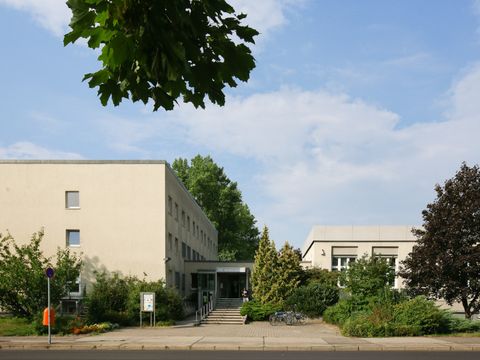 Egon-Erwin-Kisch-Str.