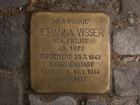 Stolperstein Johanna Visser, Foto: A. Bukschat & C. Flegel, 03.06.2012