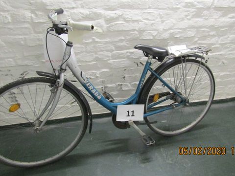 Blau-graues Damenfahrrad