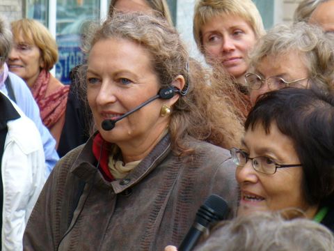 Bezirksbürgermeisterin Monika Thiemen (links) und Dagmar Yu-Dembski, Foto: KHMM