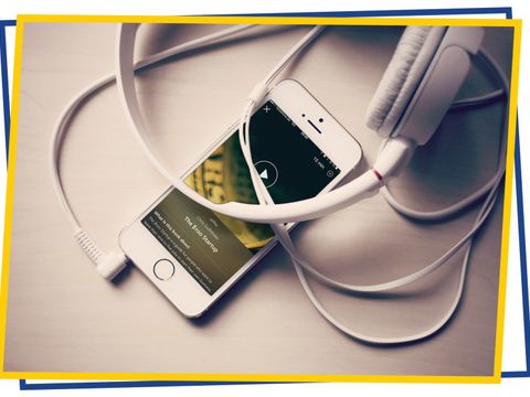 Mit dem Smartphone in kleinen Einheiten Sachbücher rezipieren, das ist Blinkist.
