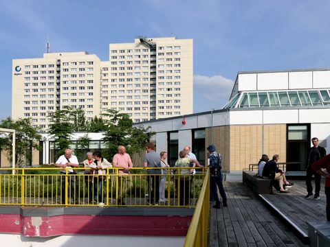 Führung durch das Freizeitfroum Marzahn am Tag der Staedtebaufoerderung 2024