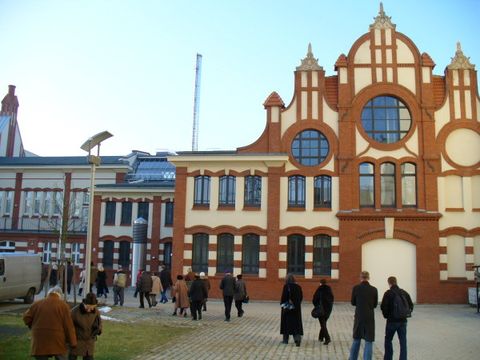 Hermann-von-Helmholtz-Bau der PTB (Foto: KHMM)