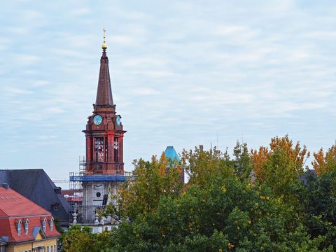 Der neue Turm mit Glockenspiel