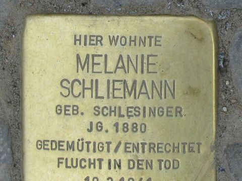 Stolperstein für Melanie Schliemann, Foto: Frank Janotta-Simons