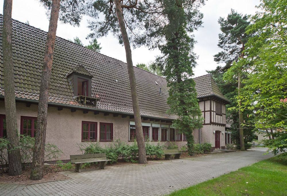 Kaserne Radelandstraße, ehem. Arbeiterstadt "Große Halle"