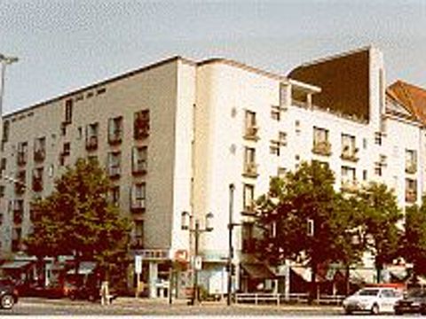Appartementhaus Kaiserdamm 25, 2002