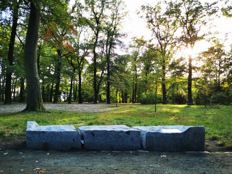 Einheitliches Wiedervereinigungsdenkmal im Schönower Park (Bild: Bezirksamt Steglitz-Zehlendorf)