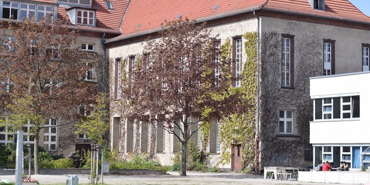 Kepler-Schule Neukölln_ Außenansicht