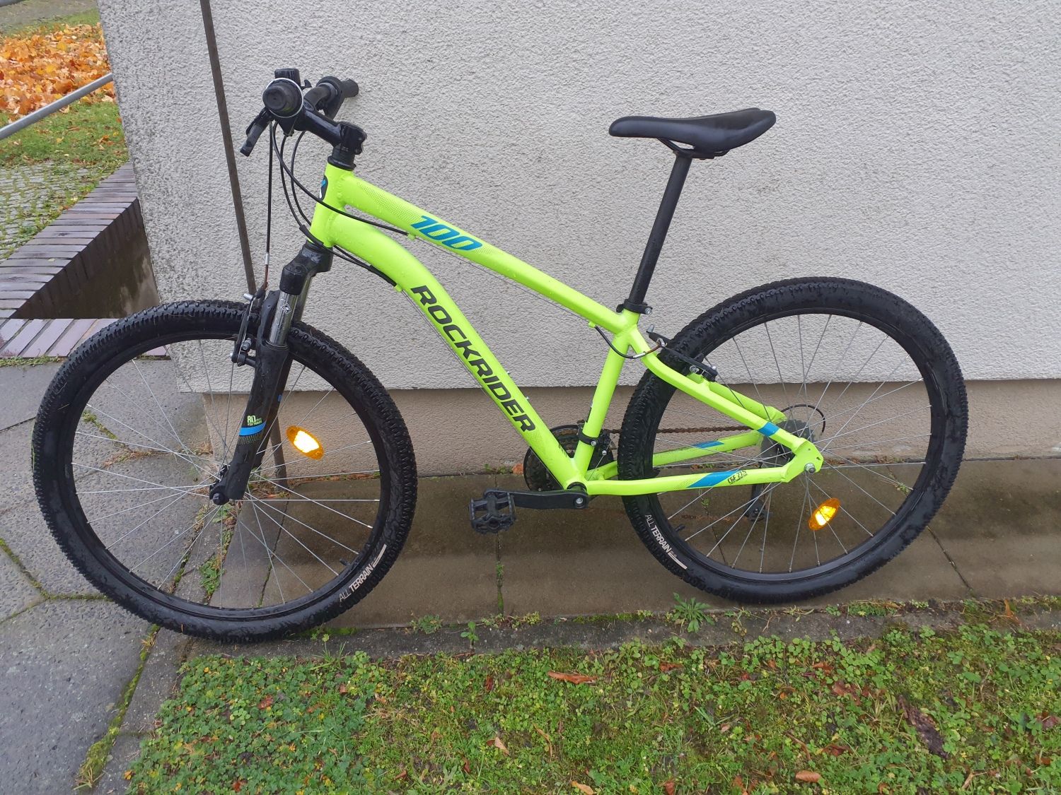 Neongelbes Fahrrad