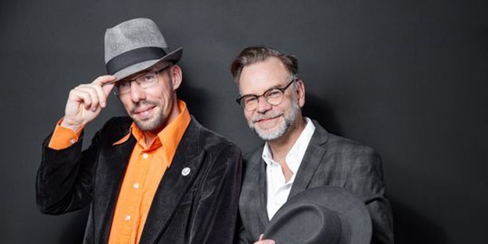 Lesung trifft Impro - Bild der beiden Mitwirkenden des "Theater ohne Probe"