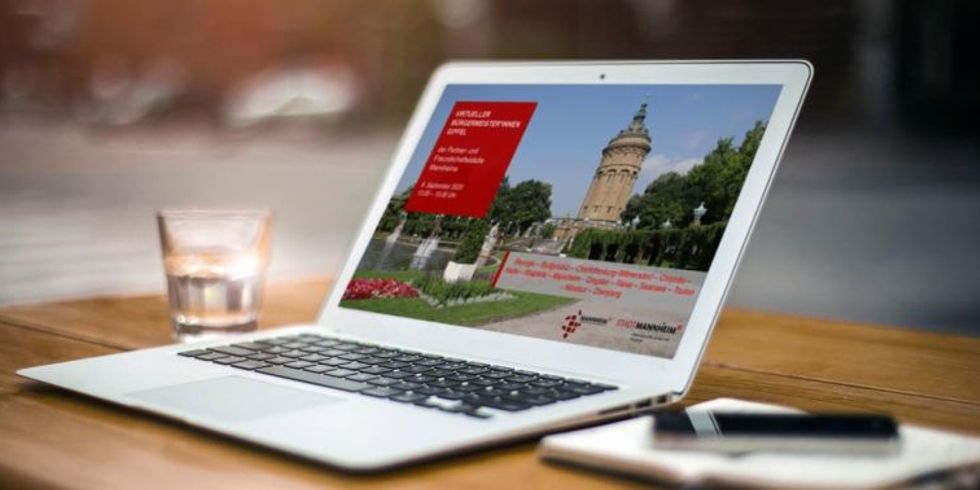 Eine Konferenz am PC: Mannheim ruft seine Partnerstädte zusammen, darunter auch der Bezirk Charlottenburg-Wilmersdorf