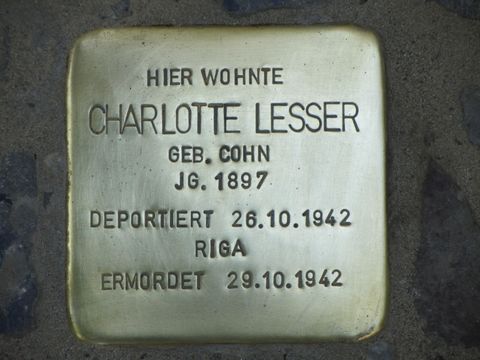 Stolperstein Charlotte Lesser, Foto: F. Siebold, 2013