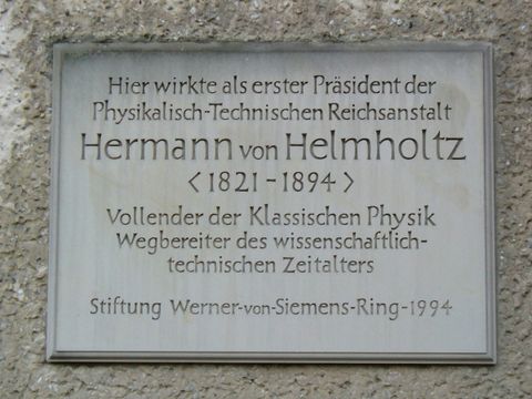 Gedenktafel für Hermann von Helmholtz (Foto: KHMM)