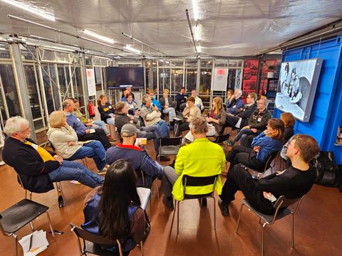 Gruppenfoto aus dem Auftaktforum