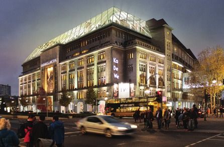In neuem Glanz: Das KaDeWe mit gläserner Dachterrasse