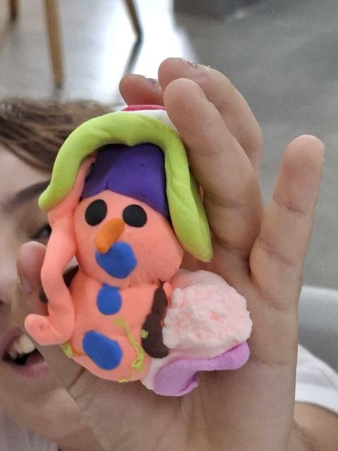 November 2025: Renate Schröder vom Shalom-Chor besucht das Kinderhaus Ruhama