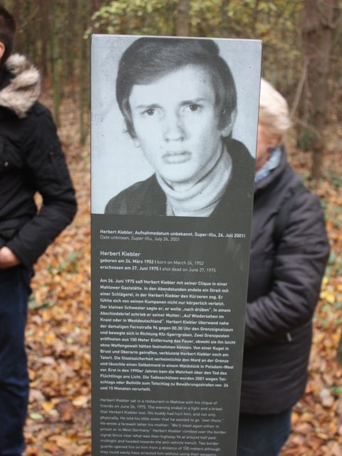 Gedenkstele für Herbert Kiebler