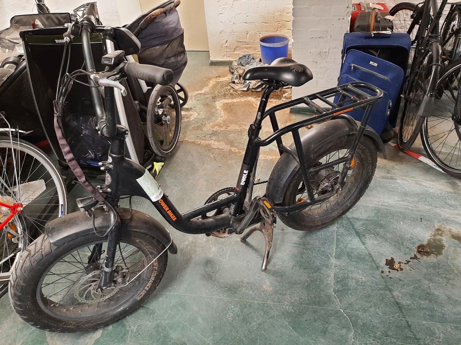 Schwarzes Damenfahrrad