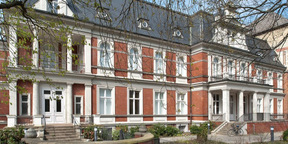 Villa Oppenheim - Eingang zum Café