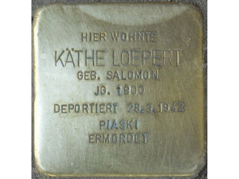 Stolperstein Käthe Loepert (Bild: Stolpersteine-Initiative CW, Hupka)