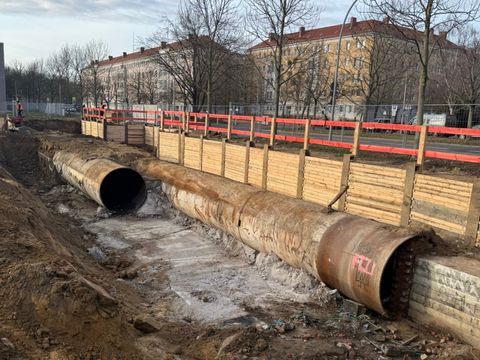 Bauvorbereitung und Enttrümmerung Werneuchener Wiese