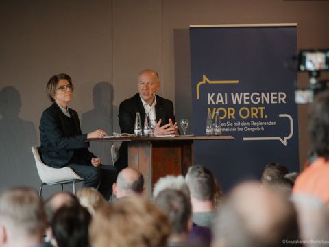 Kai Wegner vor Ort in Treptow-Köpenick
