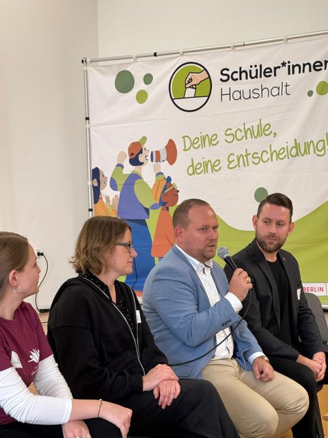 fischbowldiskussion - Herr Fritz unf Herr Keller