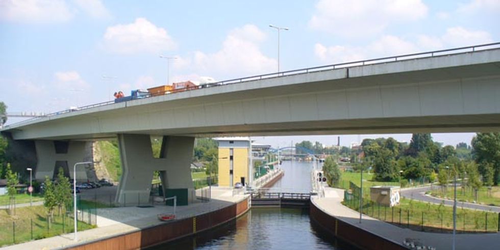 Rudolf-Wissell-Brücke