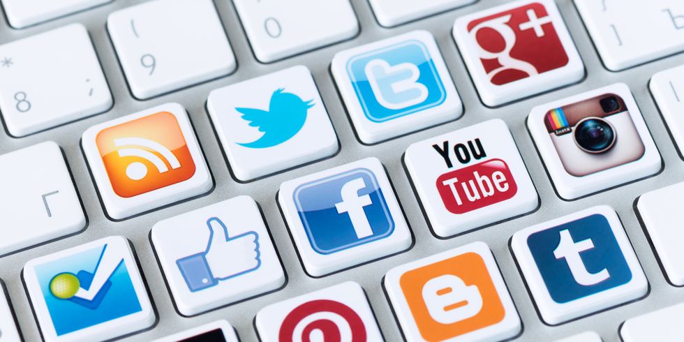 Tastatur mit Social Media Icons