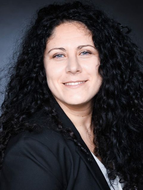Foto der Kursleitenden Vera Lucia