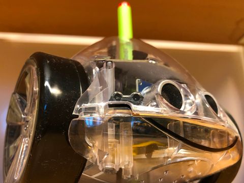 InO-Bot Roboter mit eingesetztem Stift