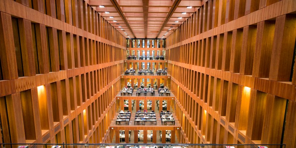 Leseterrassen im Grimm-Zentrum der Humboldt-Universität zu Berlin