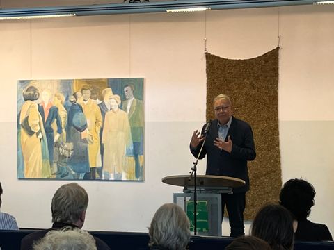 Bezirksstadtrat Harald Muschner (CDU) bei der Eröffnungsrede (Bild: BA Reinickendorf)